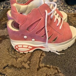 Pink platform sandals 7 😍❤️